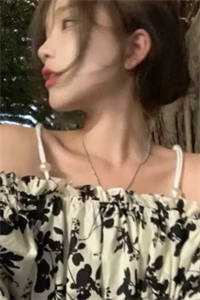 被退婚后，四千金都想要嫁给我