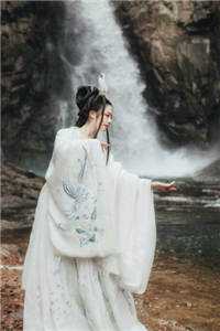 姐姐逼我祸害她闺蜜