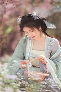 大佬归来，假千金她不装了