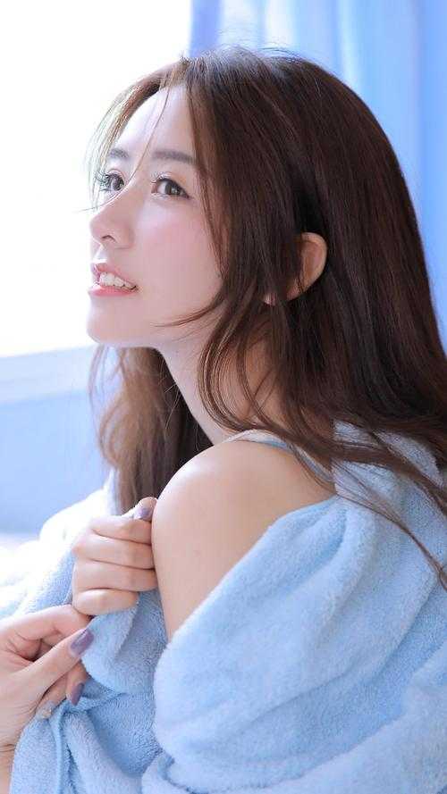 被校花甩后，我花一块暴击九九九