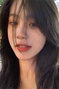 布一伊的小说学院盛产天才，小师妹说：都太菜阅读
