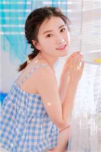 未婚妻退婚，转身迎娶她冷艳老祖