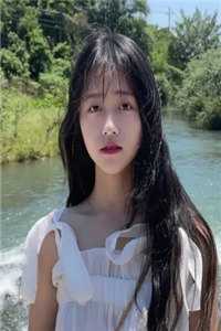 穿越七零，未婚椒妻有空间