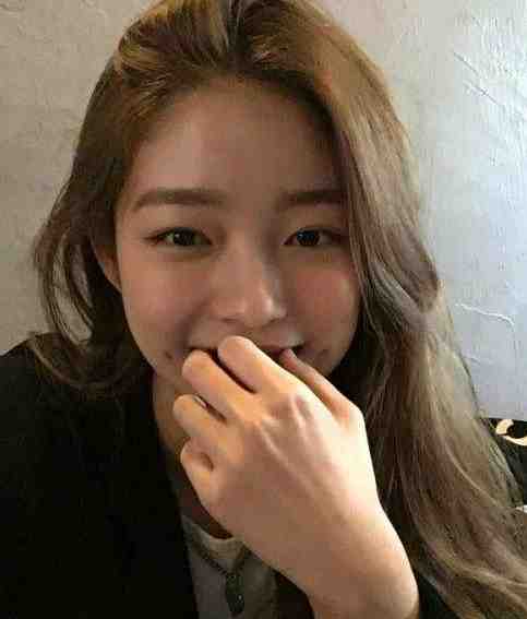 娇软美人以色侍人