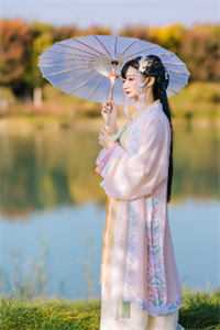 万朝争霸：开局截胡武圣之女