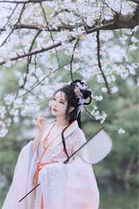 救命，被缠上了
