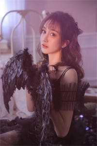 精神小妹嫁给了黄毛