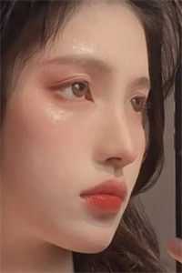 入赘老公为资助女贫困生点天灯，我净身出户后老公悔疯了
