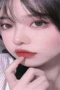 别说我这35岁村姑配不上流量老公