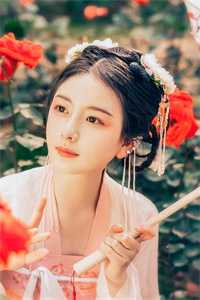 闪婚后，系统逼我当神医