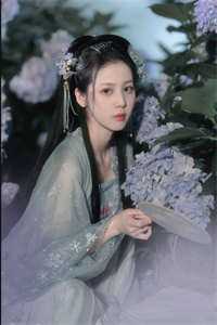 撸猫不慎撸到仙尊
