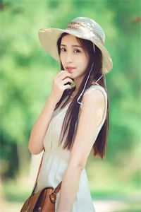 穿成圣母女主女儿后，我手撕全场