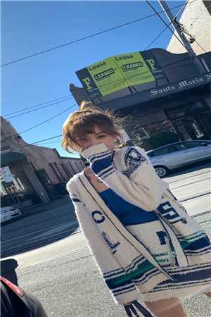 钓鱼捡了个病娇美人