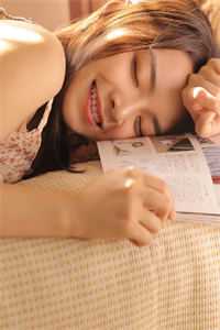 小可怜被偷人生，重生八零逆袭成团宠