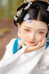 创业成功后，前女友含泪求原谅