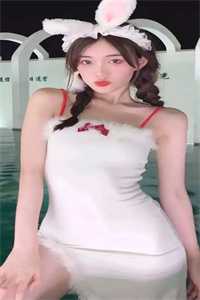 春水迢迢，爱恨已消