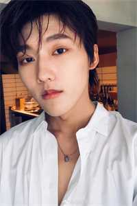 乍知春去，尚觉情深