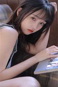 手机里传来死去闺蜜的声音求救