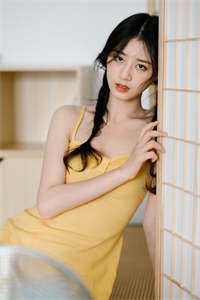 在路的拐弯处