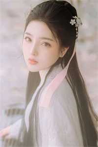 重生我选女同桌，校花急疯了