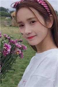 发现男友学妹的疾病互换系统后，我捐献全身器官