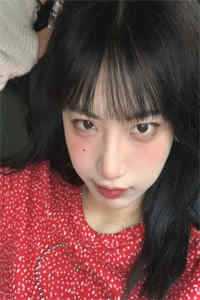 老婆给电竞白男买99张机票后，我送他们进监狱