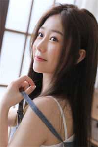 召唤最弱？开局召唤SS级潜力教廷圣女