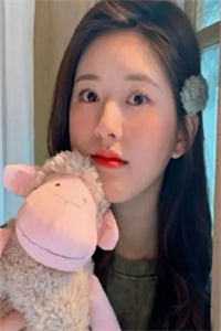 未婚夫的小青梅对我绑定了好孕转移系统