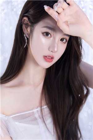 舔狗反派只想苟，女主不按套路走！