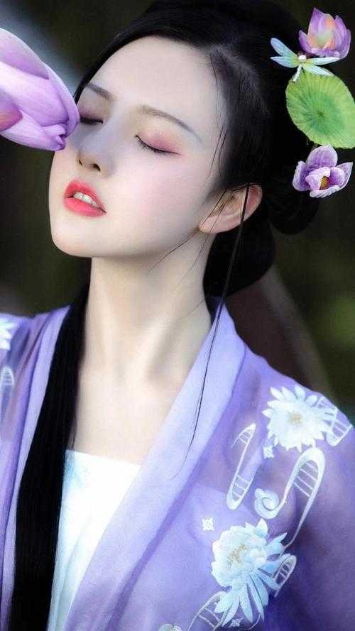亲手杀了白月光替身后，他追悔莫及