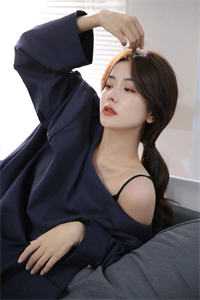 岑欢藿莛东