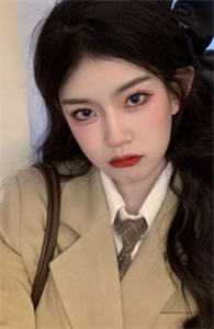 她闪婚归来，京圈有亿点点慌