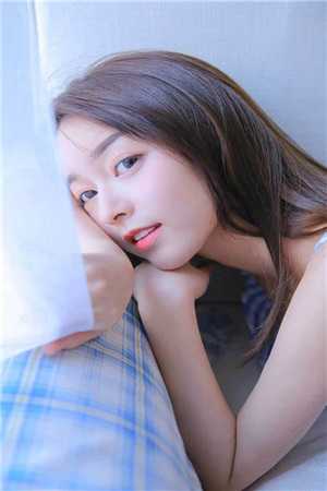 女主叫萧令月的小说
